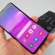 Samsung Galaxy S10e Unboxing + mini review: incredibil de compact, poate subestimat (Video)