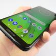 Motorola Moto G7 Power: Design destul de similar cu predecesorii, comod la utilizarea cu o mână