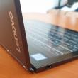 Prezentare Lenovo Yoga Book C930: Ultrabook 2 în 1 cu ecran secundar E Ink, stylus și procesor Intel Core i5