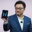 CEO-ul Samsung Mobile recunoaşte că a fost jenant să grăbească lansarea lui Galaxy Fold în stadiul nefinalizat în care se afla