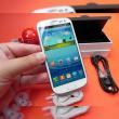 Samsung Galaxy S III scos din cutie la Mobilissimo.ro - alb ca zăpada și rotunjit (Video)