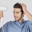 Prezentare Xiaomi Mi Ionic Hair Dryer: Uscător de păr cu funcție de ionizare, putere de 1800W și preț accesibil