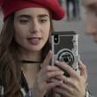 Husa "cameră foto" pentru iPhone ce face senzație în serialul Emily in Paris poate fi găsită la vânzare pe Amazon