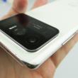 Xiaomi Mi 11 Ultra: Design-ul care întoarce privirile ca în meme-ul cu băiatul care ţine fata de mână şi se uită după alta