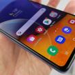 Samsung Galaxy A72 4G: Display de calitate Super AMOLED, plăcut la filme şi jocuri