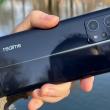 realme 9 PRO+: Design cameleonic, sobru în versiunea noastră, cu arc de lumină rebel