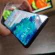 Hitul Samsung Galaxy S20 FE 5G primește actualizarea la One UI 4.1, alături de originalul Galaxy Fold