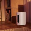 Sonos lansează Sub Mini, un subwoofer compact şi curbat, cu sunet puternic