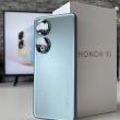 Honor 90: Design ergonomic, inspirat de fazele Lunii şi giuvaieruri