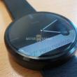 Motorola Moto 360 apare În noi imagini hands-on; vedem cum funcționează Încărcarea wireless