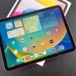 Apple iPad 10 (2022): Design modern, actualizat, comod în utilizare, pentru citit, gaming
