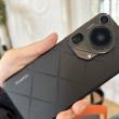 Huawei Pura 70 Ultra: Design bine „călit” de teste, experimente, un deceniu de Huawei P-uri