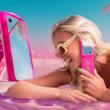 Telefonul Barbie este aici și vine de la HMD; Accesoriul fashion roz care te deconectează de la Instagram
