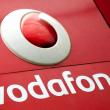 Vodafone se pregătește să preia Telekom România Mobile; Digi Communication preia și el o parte din active