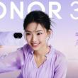Honor 300 și Honor 300 Pro se lasă admirate în imagini oficiale, cu module foto polarizante, display curbat pe varianta Pro