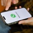 Aplicația WhatsApp pentru iOS va primi suport pentru conturi multiple curând; Funcționalitatea se află în fază de testare Beta