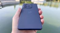 Motorola moto g86: Design-ul deja consacrat Motorola, cu nuanțe Pantone, muchii înguste și certificare IP69 acum