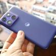 MWC 2026: Video hands-on Motorola Edge 70 Fusion - Smartphone-ul cu display curbat pe 4 laturi are talie de 7.2 mm, ecran de 144Hz, certificare militară