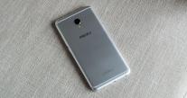 Meizu MX6 este scos din cutie; vedem fotografii cu terminalul și o comparație cu modelul Pro 6
