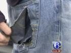 Continuă exploziile de telefoane: un iPhone 6 Plus ar fi explodat în buzunarul unui student, lăsând o gaură mare într-o pereche de jeans