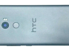 Smartphone-ul HTC One X10 apare în două noi fotografii ce par autentice