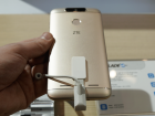 MWC 2017: ZTE Blade V8 Lite hands on - dotări midrange, preţ entry level (Video)