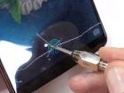 JerryRigEverything zgârie ecranul cu scanner de amprente de pe Vivo X20 Plus UD; Aflăm dacă mai funcţionează după (Video)