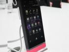 MWC 2012: Sony Xperia U preview - varianta mai mică a lui Xperia S (Video)