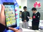 Super phabletul Huawei Ascend Mate cu ecran de 6.1 inch surprins În imagini (Video)