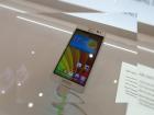 MWC 2013: LG Optimus F7 ni se prezintă la prima atingere (Video)