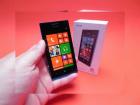 Huawei Ascend W1 unboxing: scoatem din cutie un model midrange de telefon WP8 cu preț accesibil (Video)
