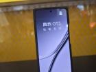 realme GT 5 apare în fotografii hands-on, va fi un flagship "cu luminiţe"; Pro-ul are cameră periscop!