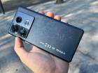 Infinix Note 40 Pro+: Design similar lui Pro, doar că acum în ediția cu spate din sticlă cu efect marmură
