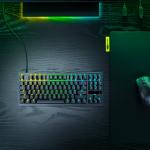 RAZER anunță Huntsman V3 Tenkeyless 8KHz, tastatura esports cu switch-uri optice analogice, HyperPolling 8000Hz