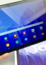 Samsung Galaxy Tab A7 10.4 2020 Unboxing: tabletă accesibilă pentru şcoala de acasă, filme şi muzică (Video)