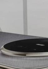 Telefonul „prea subţire” de la Huawei primeşte un poster: Mate 70 Air apare online (iar)