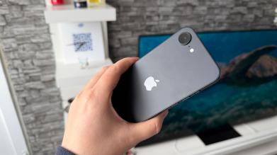 Apple iPhone 17e: Camera cea singuratică din spate nu e rea deloc, prinde multe detalii, culori și are un bokeh neașteptat de bun