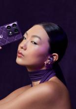 Motorola Signature primește o ediție Brilliant Collection, cu un mov orbitor și cristale Swarovski