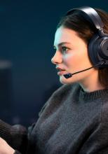 SteelSeries duce gamingul la un nou nivel cu Arctis Nova Pro Omni! Headset premium ce promite sunet Hi-Res wireless pentru PC, console și mobile