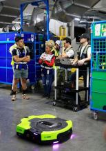 Amazon pregătește un nou val de automatizare în Europa - noul robot logistic Proteus poate primi instrucțiuni ca un coleg de muncă