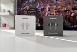 Samsung-Galaxy-Buds4-Unboxing_ (1).jpg