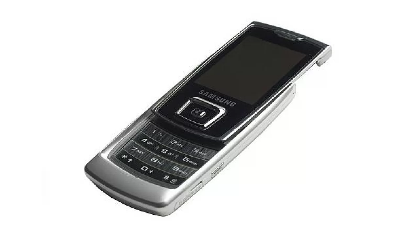Samsung lanseaza inca doua telefoane, SGH-E840 si SGH-J600