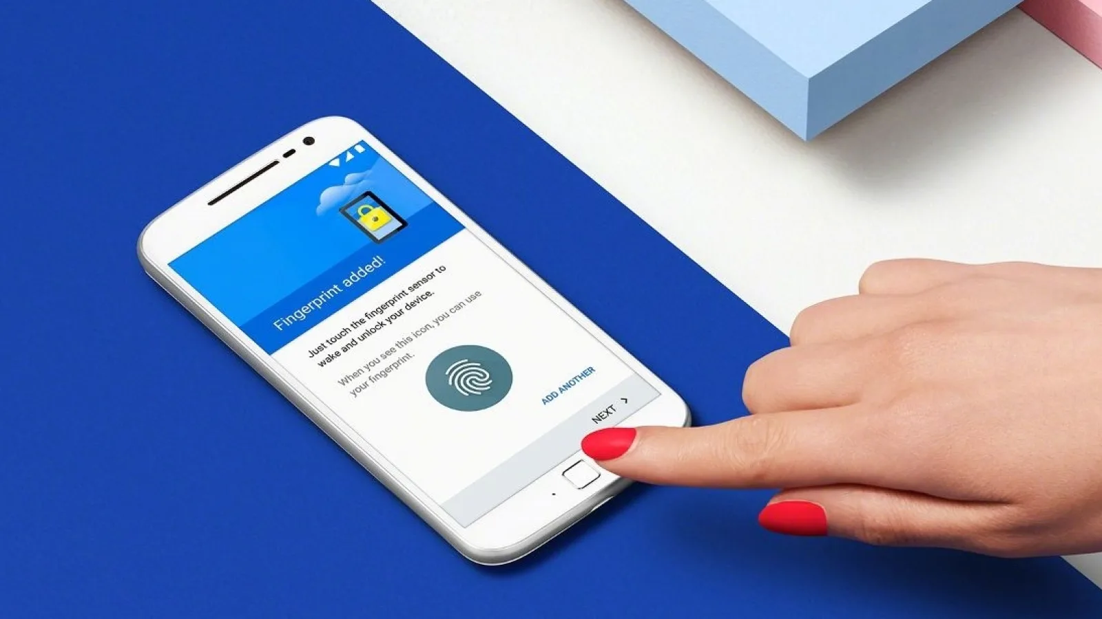 Lenovo Moto G4 Plus disponibil în oferta eMAG.ro; costă 1.199 lei și aduce dotări mid-range