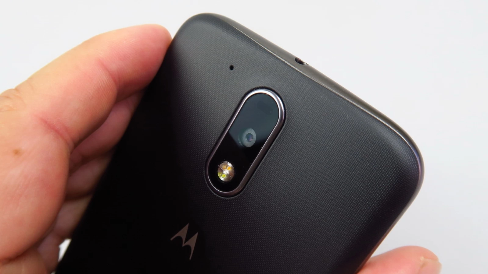 Motorola Moto G4: Camera sinceră,  fără oversharpening şi până şi filmarea e bună