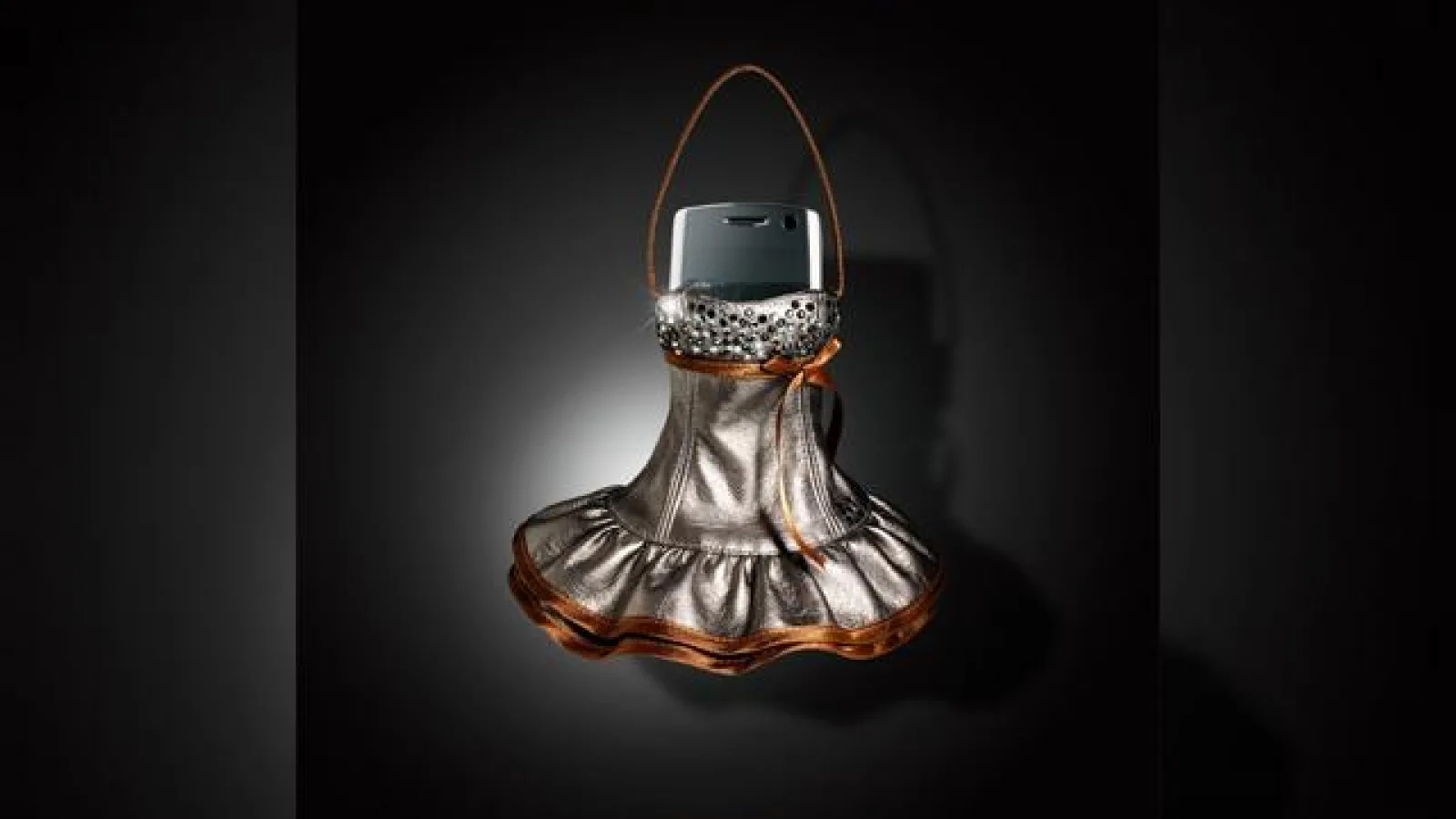 Samsung U708, impodobit cu cristale Swarovski