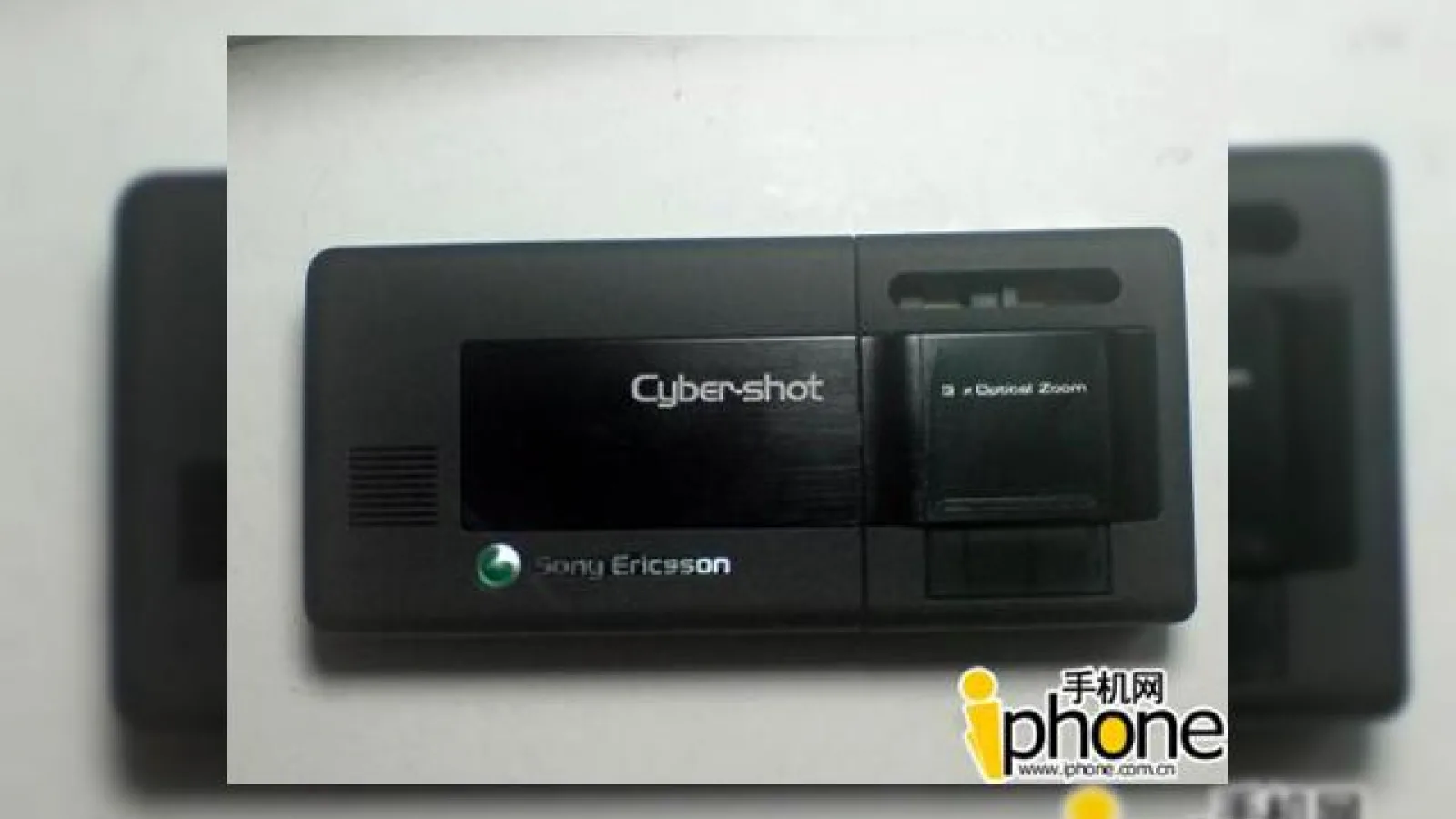 Imagini in premiera cu succesorul lui Sony Ericsson K850