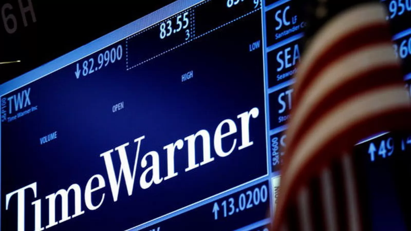 AT&T ar urma să cumpere grupul Time Warner pentru mai bine de 80 de miliarde de dolari; Achiziţia acoperă şi HBO, CNN, dar și franciza Batman