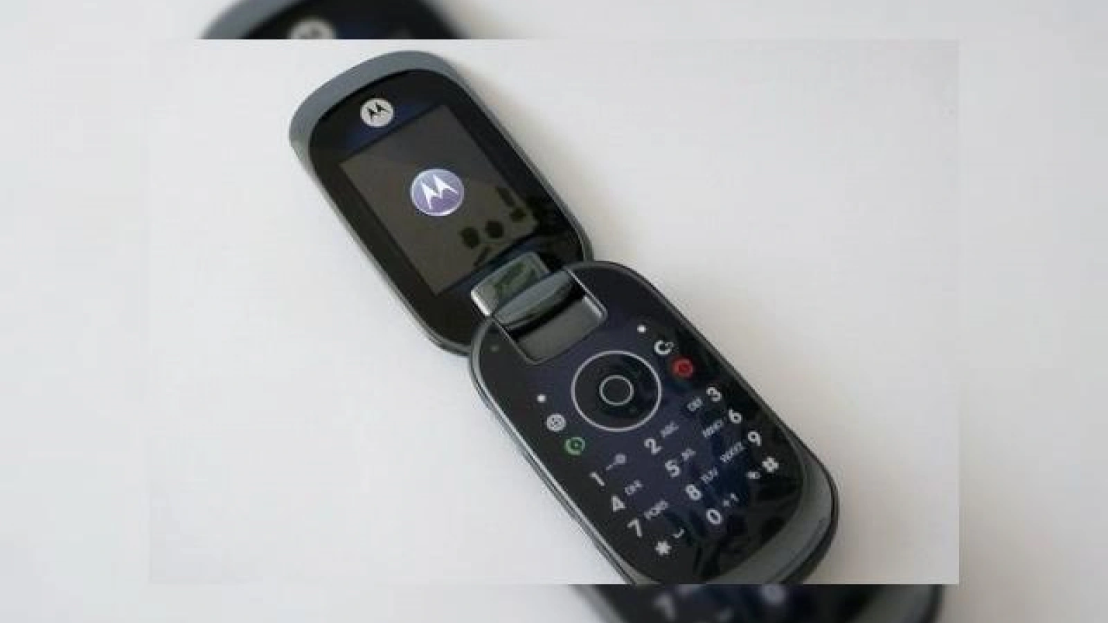 Detalii despre Motorola ROKR U9