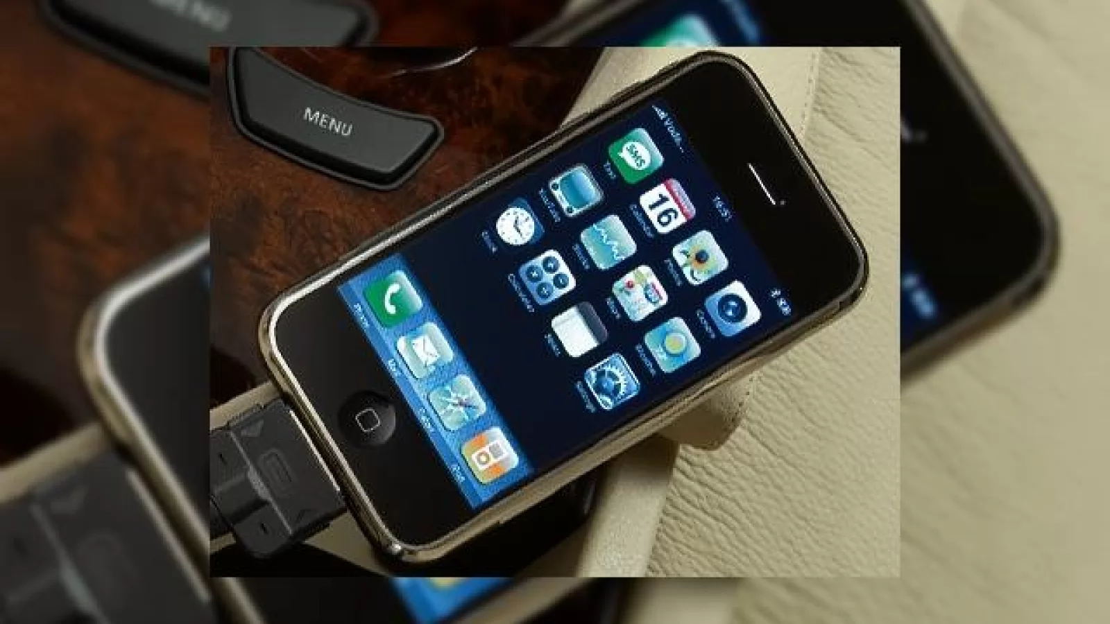 iPhone-ul celor de la BMW functioneaza in reteaua Vodafone!
