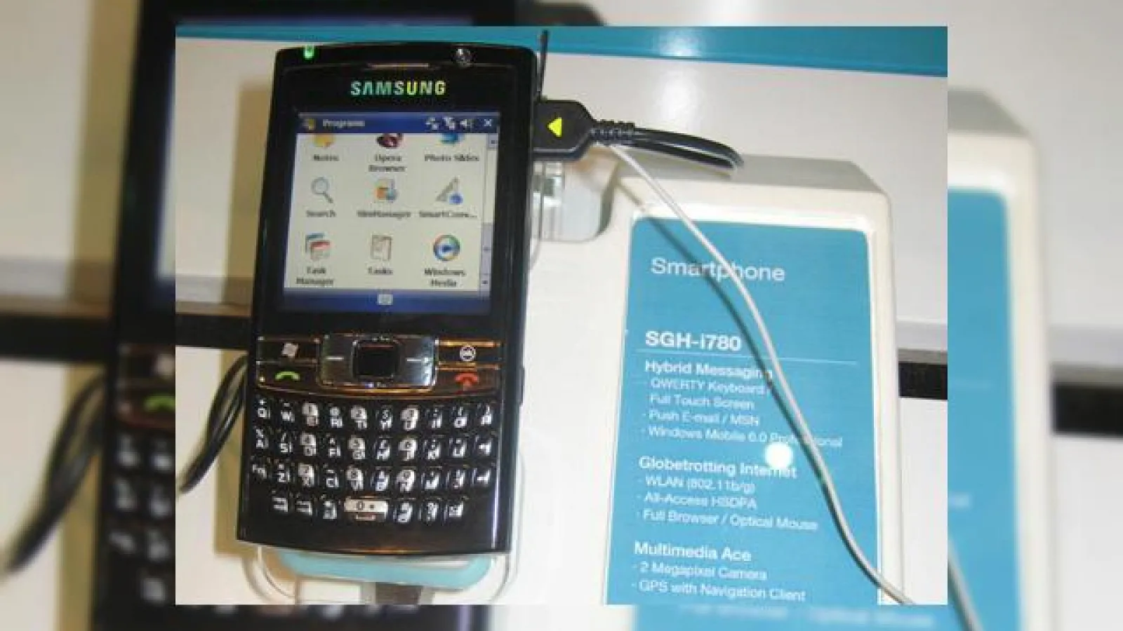 Samsung prezinta modelul i780, posibilul urmas al lui BlackJack